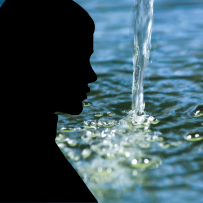 Il faut aller chercher de l&rsquo;eau. Sans &ccedil;a, on ne tiendra pas plus de deux jours.
